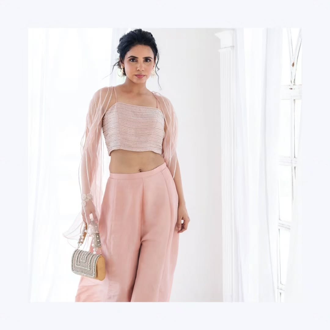 Pastel pink upada silk and organza, tissue Cape