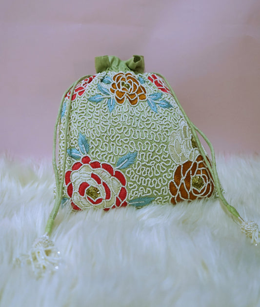 Pastel Green Potli