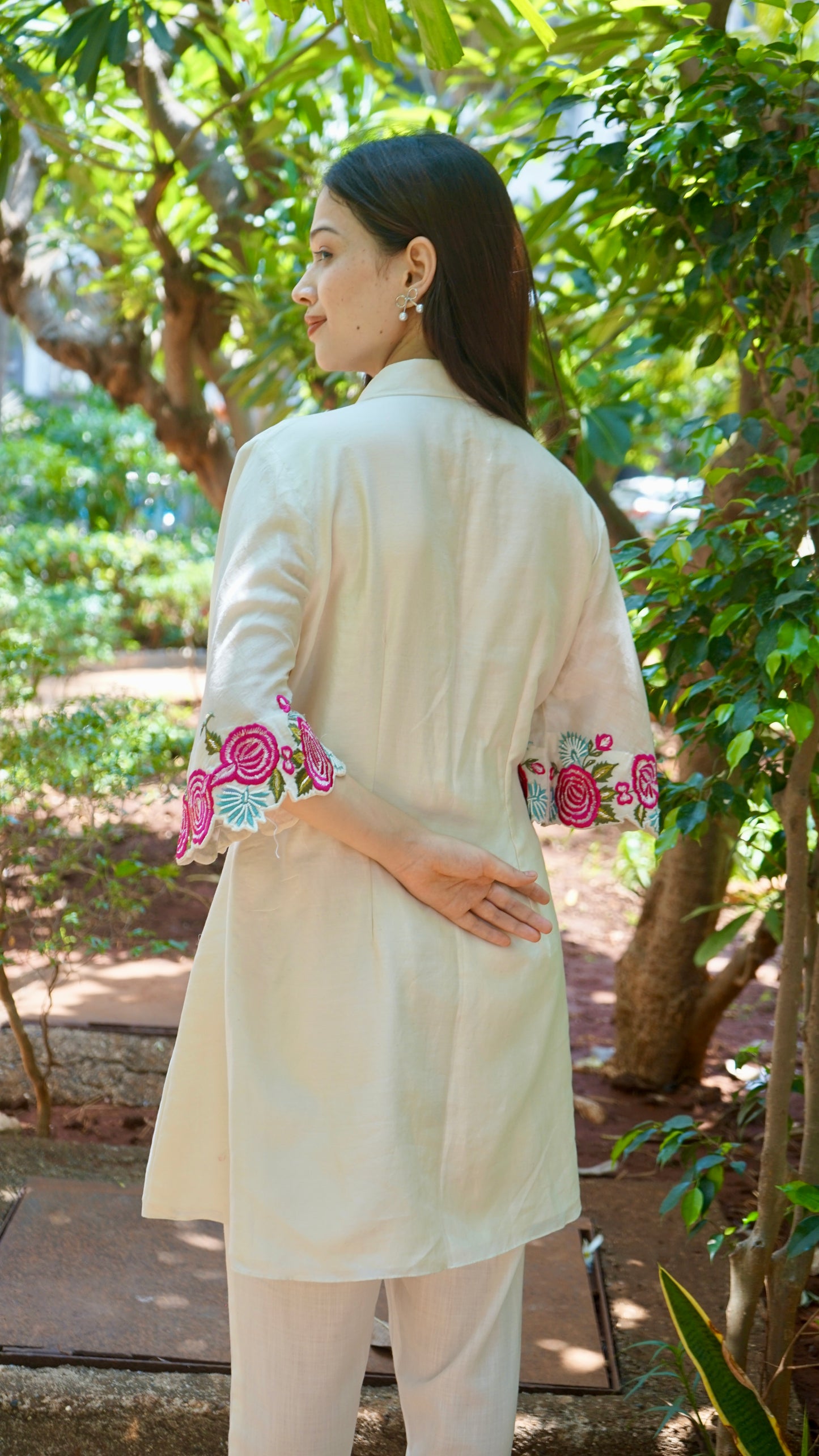 Shirt style top with embroidery