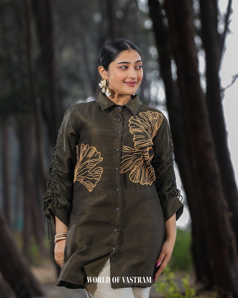Mehandi green Orange work M short top