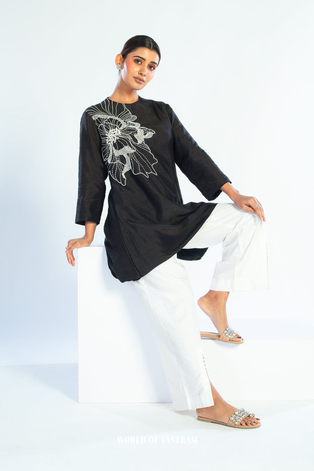 Elegant black Embroidered Top