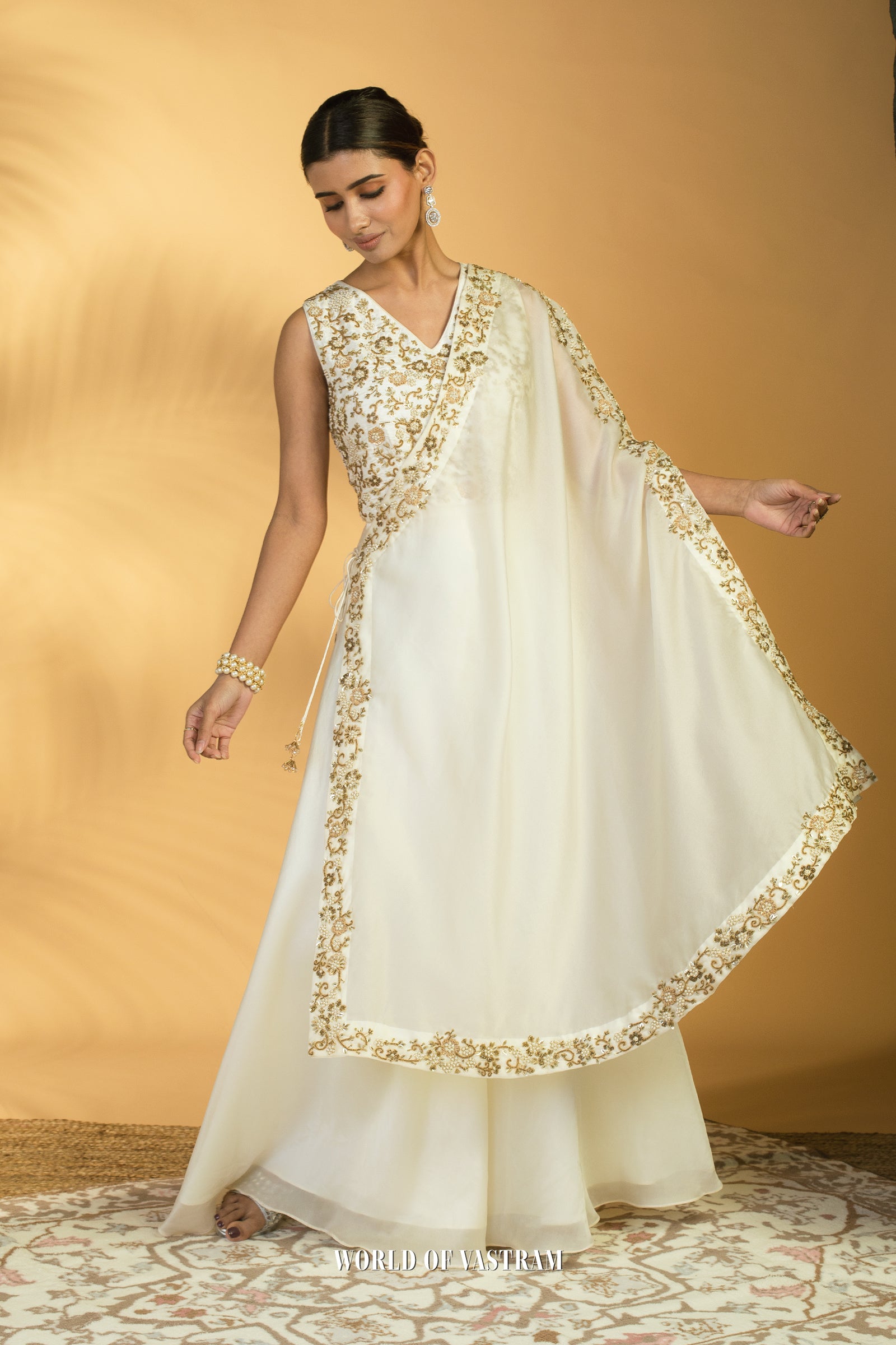 Ivory Empress Cape Set